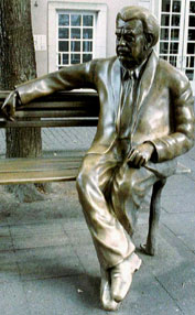 Willy-Millowitsch-Denkmal
